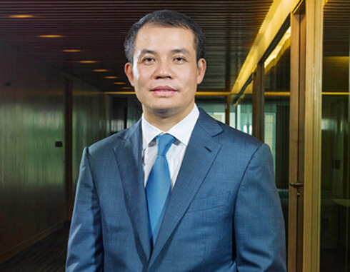Doanh nhân Đặng Khắc Vỹ hiện đang giữ vị trí Chủ tịch Ngân hàng Thương mại Cổ phần Quốc tế Việt Nam (VIB Bank).