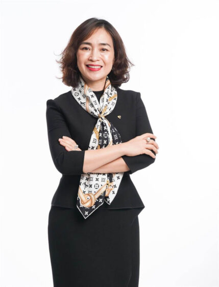 Bà Nguyễn Thị Kim Oanh - Phó Tổng Giám đốc