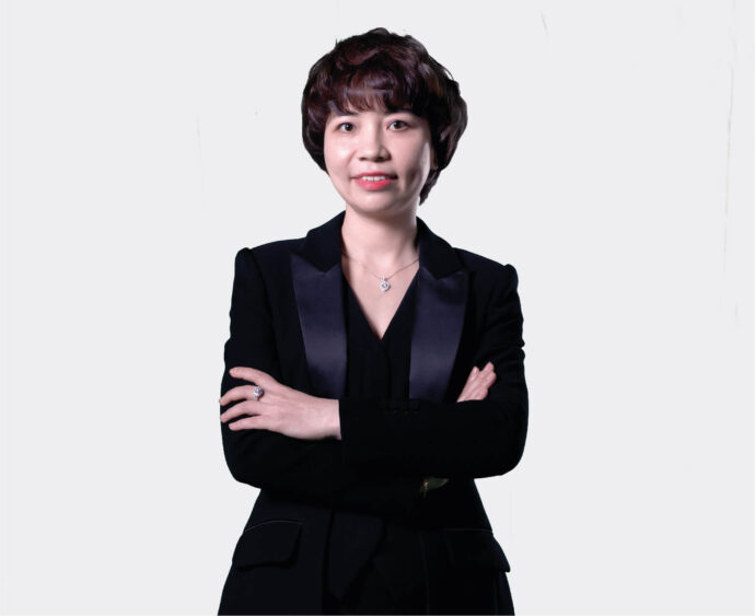 Bà Phạm Thị Nhung - Phó Tổng giám đốc - Giám Đốc Trung tâm Quản lý đối tác