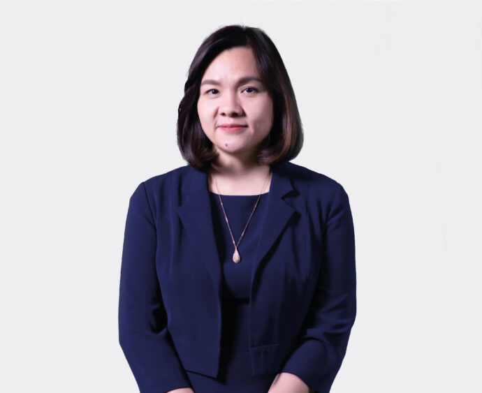 Bà Võ Hằng Phương - Giám Đốc Trung tâm Định chế Tài chính và Ngân hàng Giao dịch