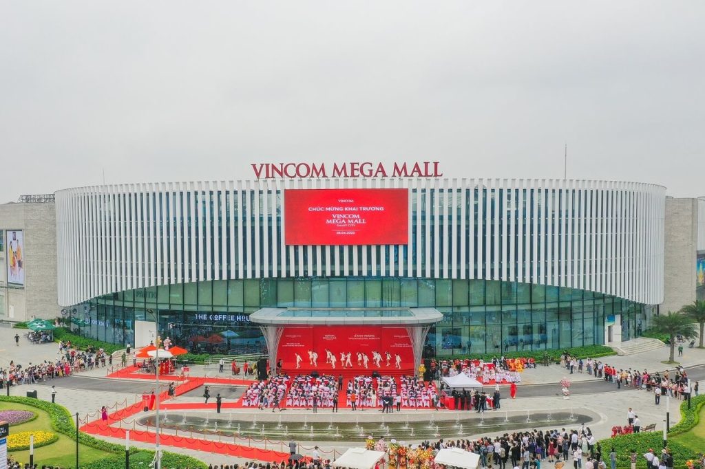 Vinvom Mega Mall - The Solar Park