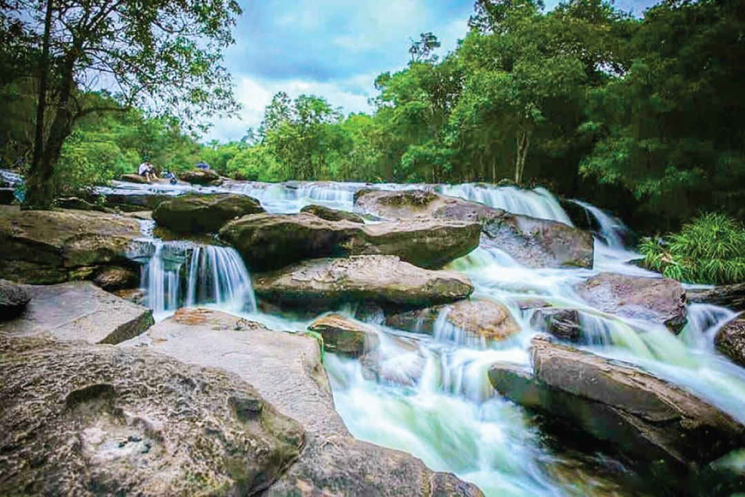 Khu du lịch sinh thái Suối Đá Bàn