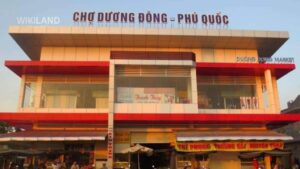 cho duong dong cai noi hai san la dia diem du lich phu quoc ma ban phai ghe qua