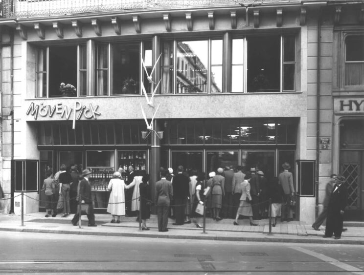 Năm 1950, nhiều chi nhánh nhà hàng movenpick mở trên khắp thụy sĩ.