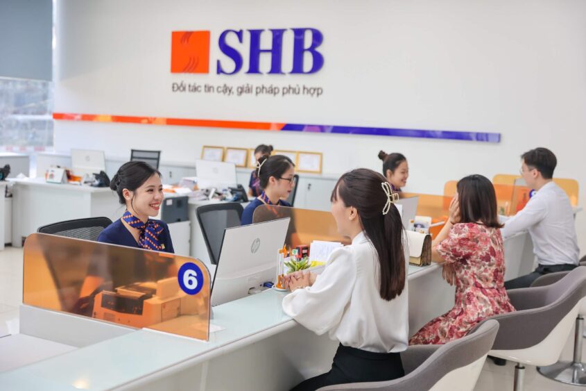 Thời gian làm việc ngân hàng SHB